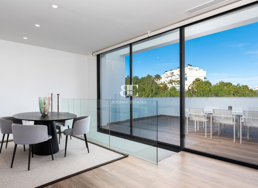 Resale - Villa -
Las Colinas Golf Resort - Las Colinas golf