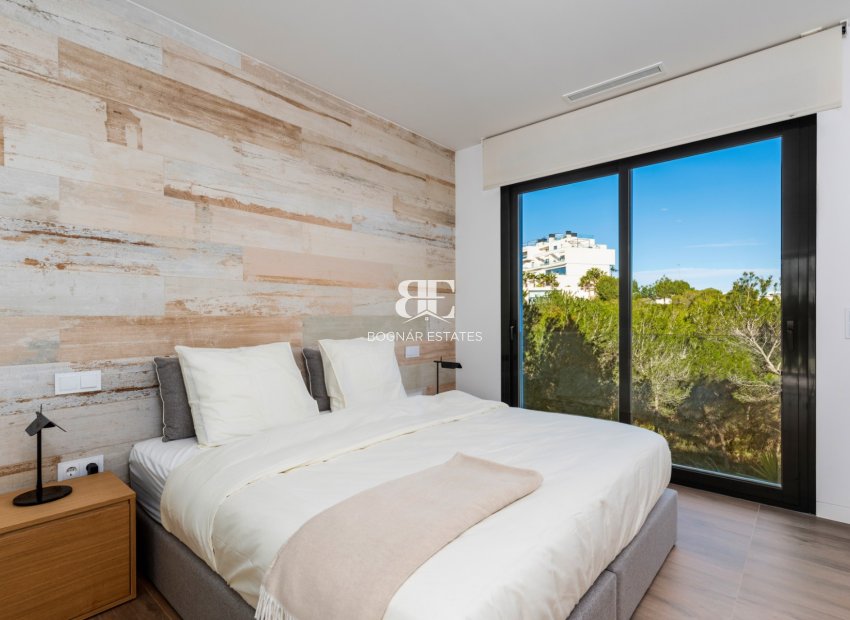 Resale - Villa -
Las Colinas Golf Resort - Las Colinas golf