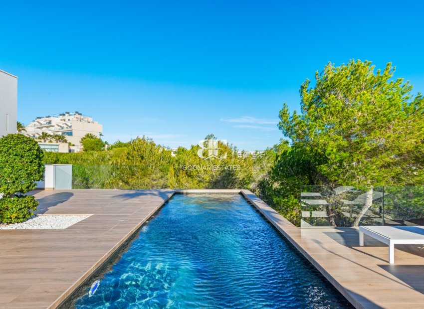 Resale - Villa -
Las Colinas Golf Resort - Las Colinas golf