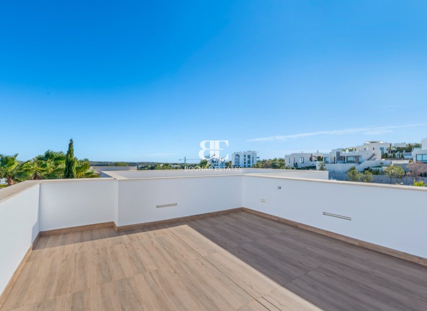Resale - Villa -
Las Colinas Golf Resort - Las Colinas golf