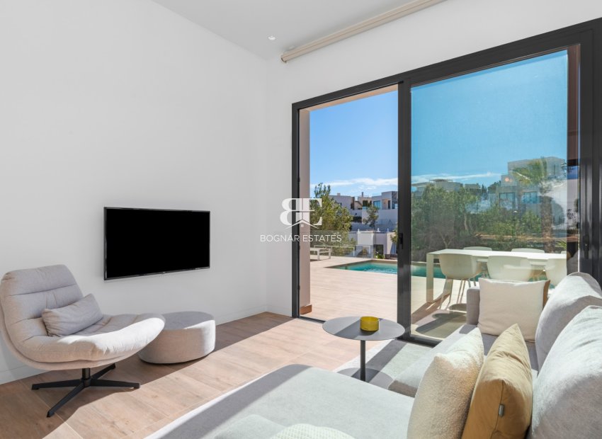 Resale - Villa -
Las Colinas Golf Resort - Las Colinas golf