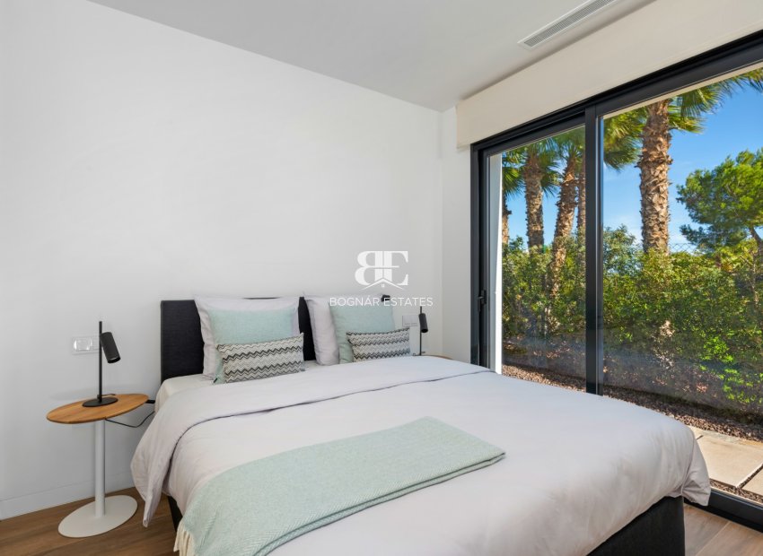 Resale - Villa -
Las Colinas Golf Resort - Las Colinas golf