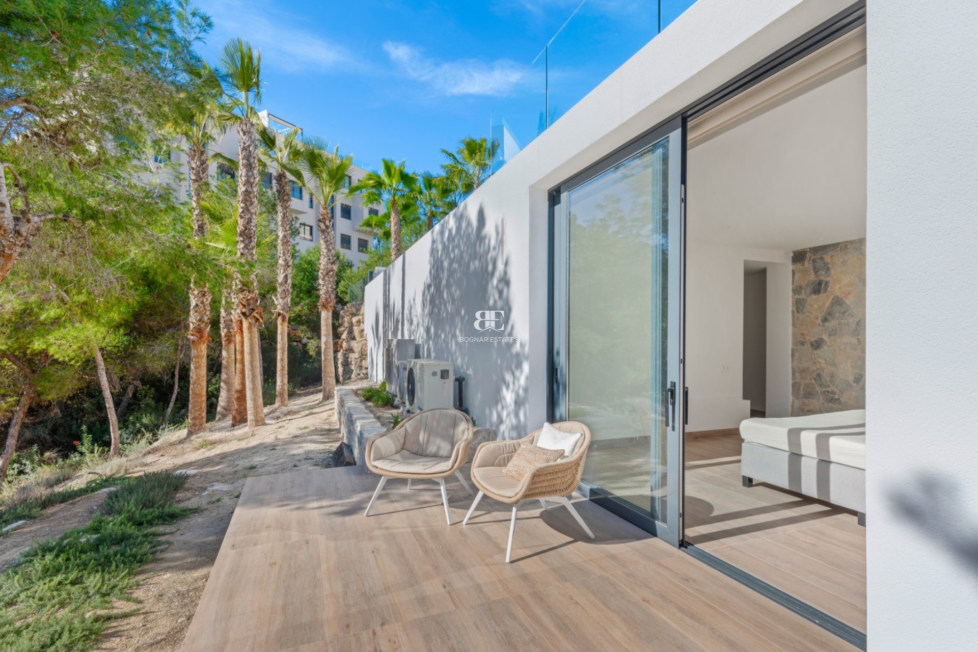Resale - Villa -
Las Colinas Golf Resort - Las Colinas golf