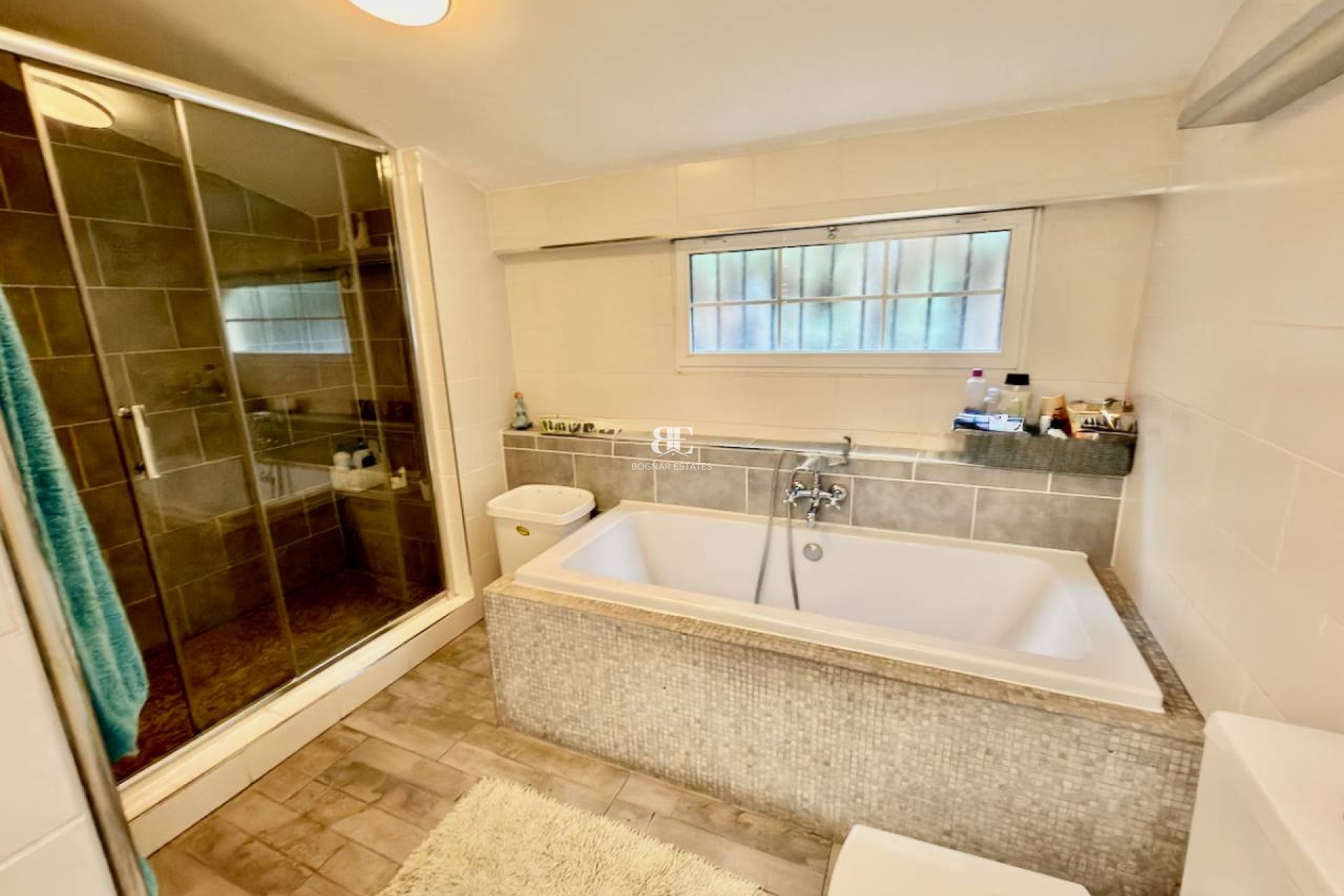 Resale - Villa -
Las Heredades - Heredades