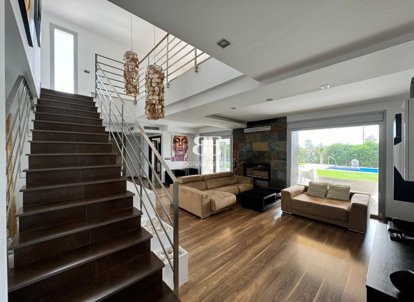 Resale - Villa -
Lorca - El Campillo
