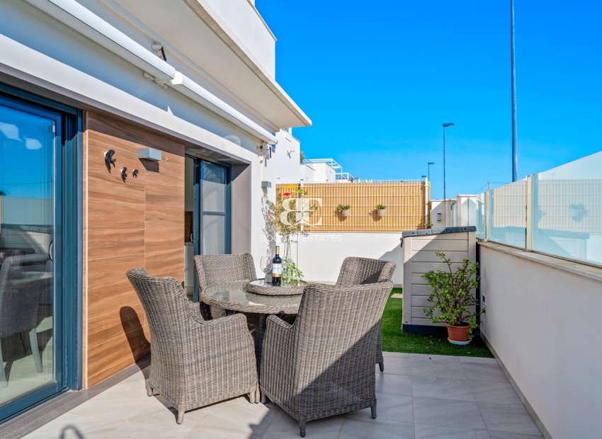 Resale - Villa -
Los Alcazares - Euroroda