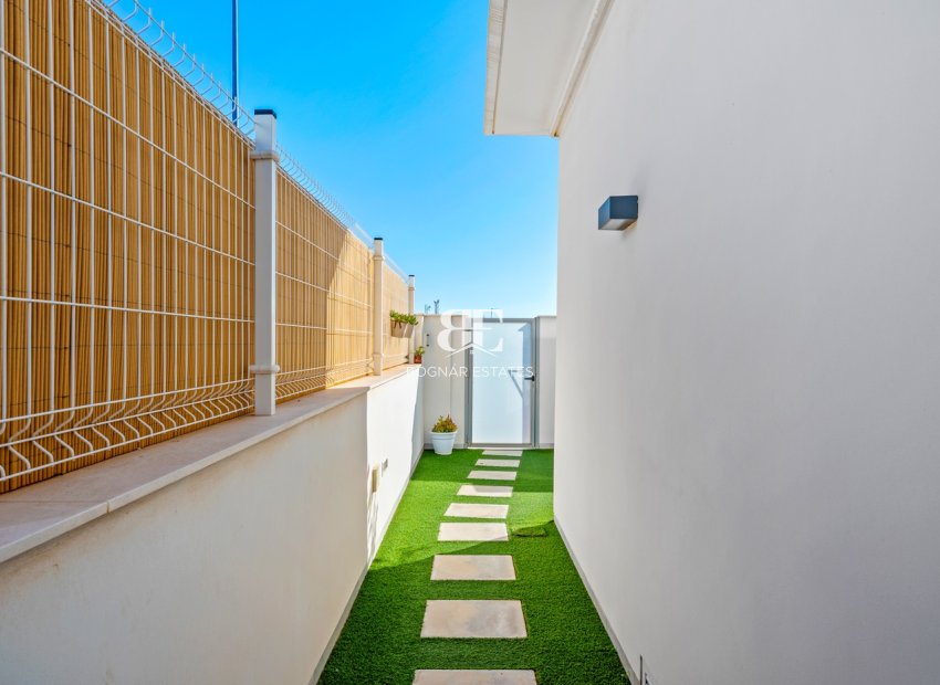 Resale - Villa -
Los Alcazares - Euroroda