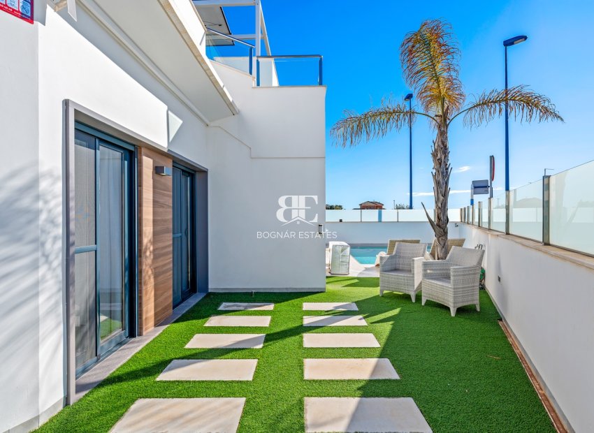 Resale - Villa -
Los Alcazares - Euroroda