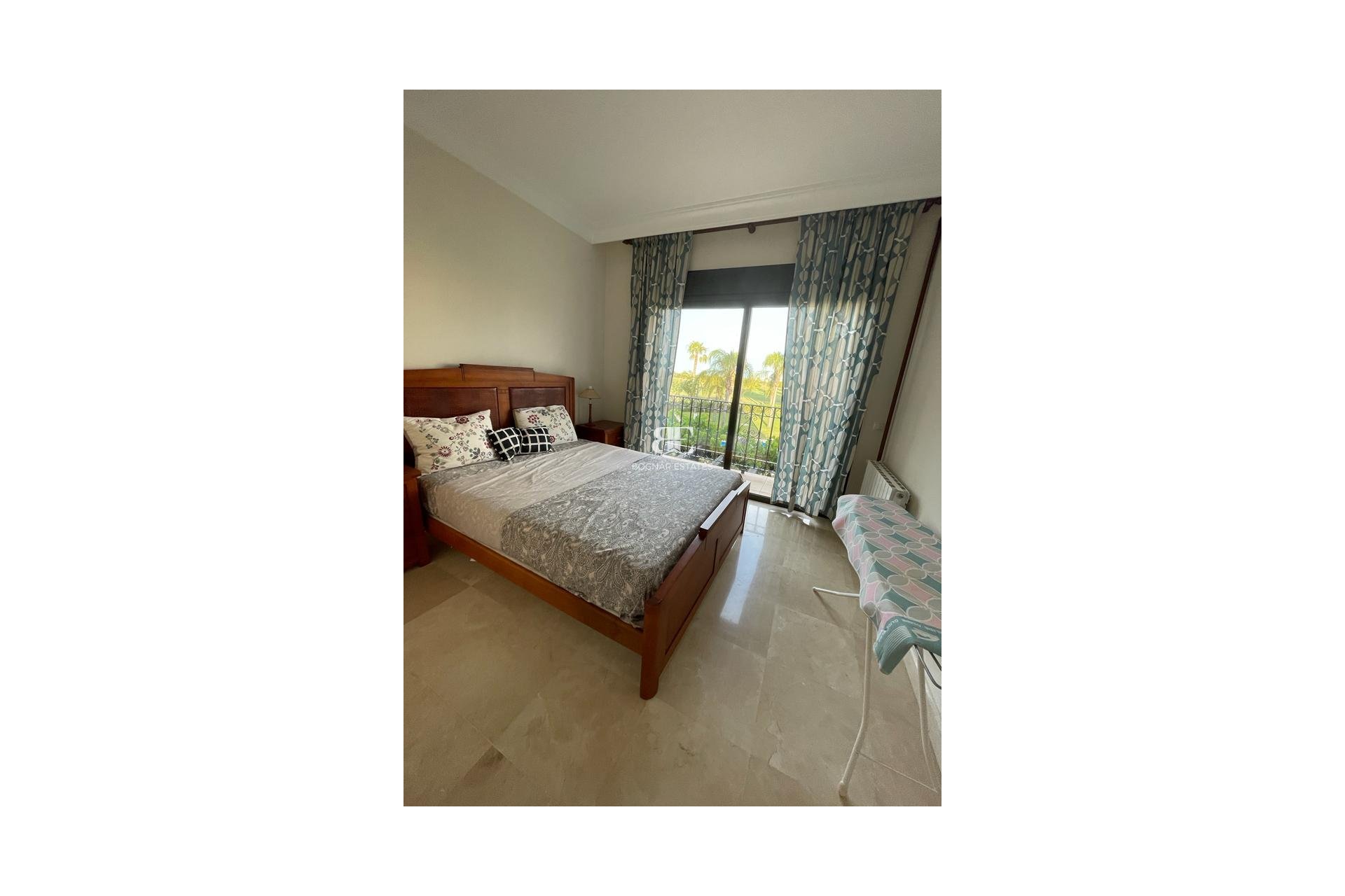 Resale - Villa -
Los Alcazares - Roda