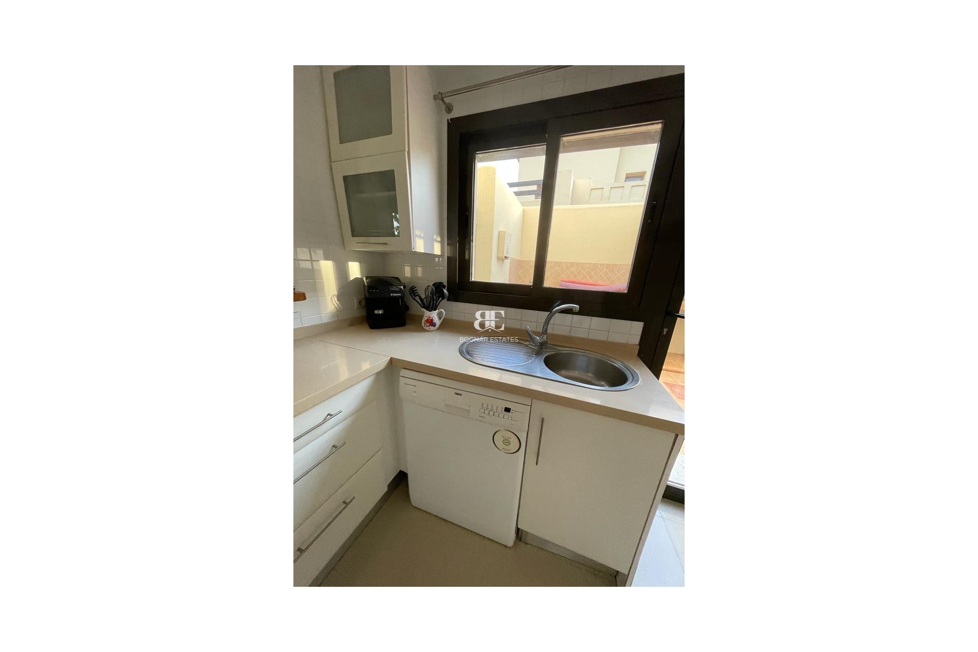 Resale - Villa -
Los Alcazares - Roda