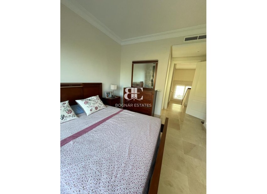 Resale - Villa -
Los Alcazares - Roda
