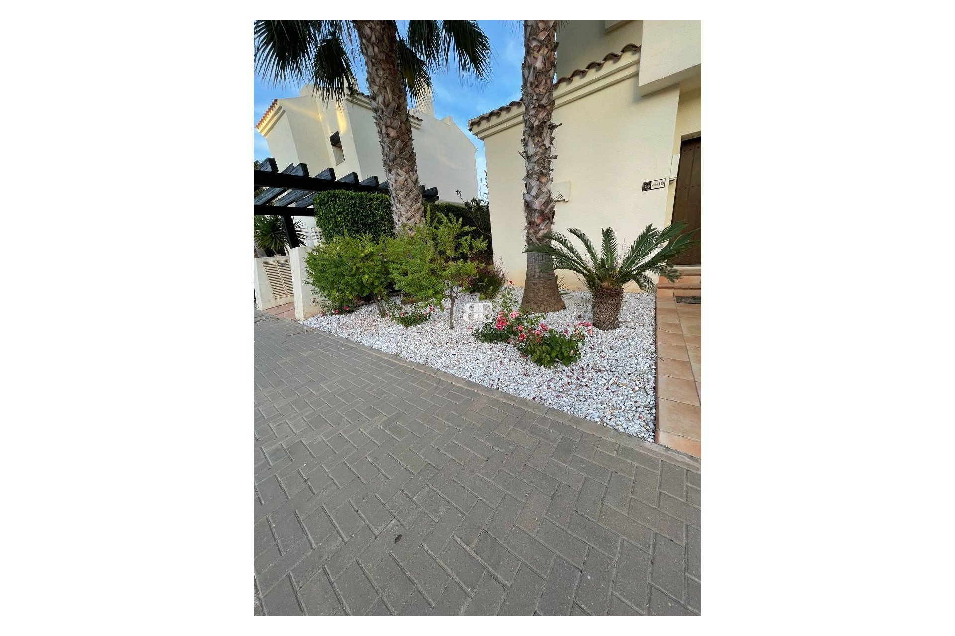 Resale - Villa -
Los Alcazares - Roda