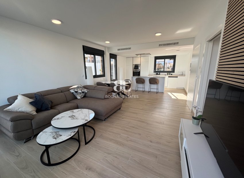 Resale - Villa -
Los Alcazares - Roda