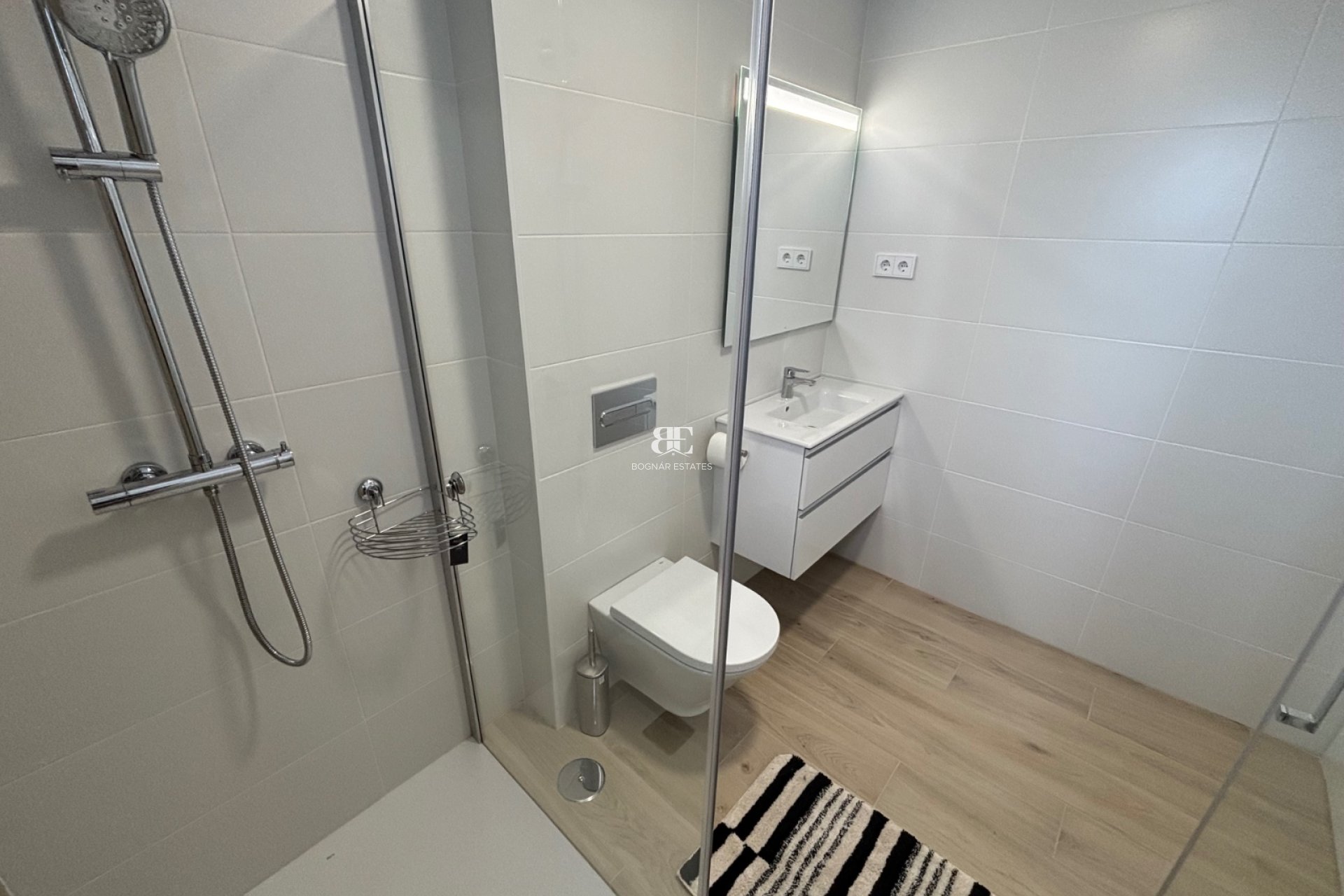 Resale - Villa -
Los Alcazares - Roda