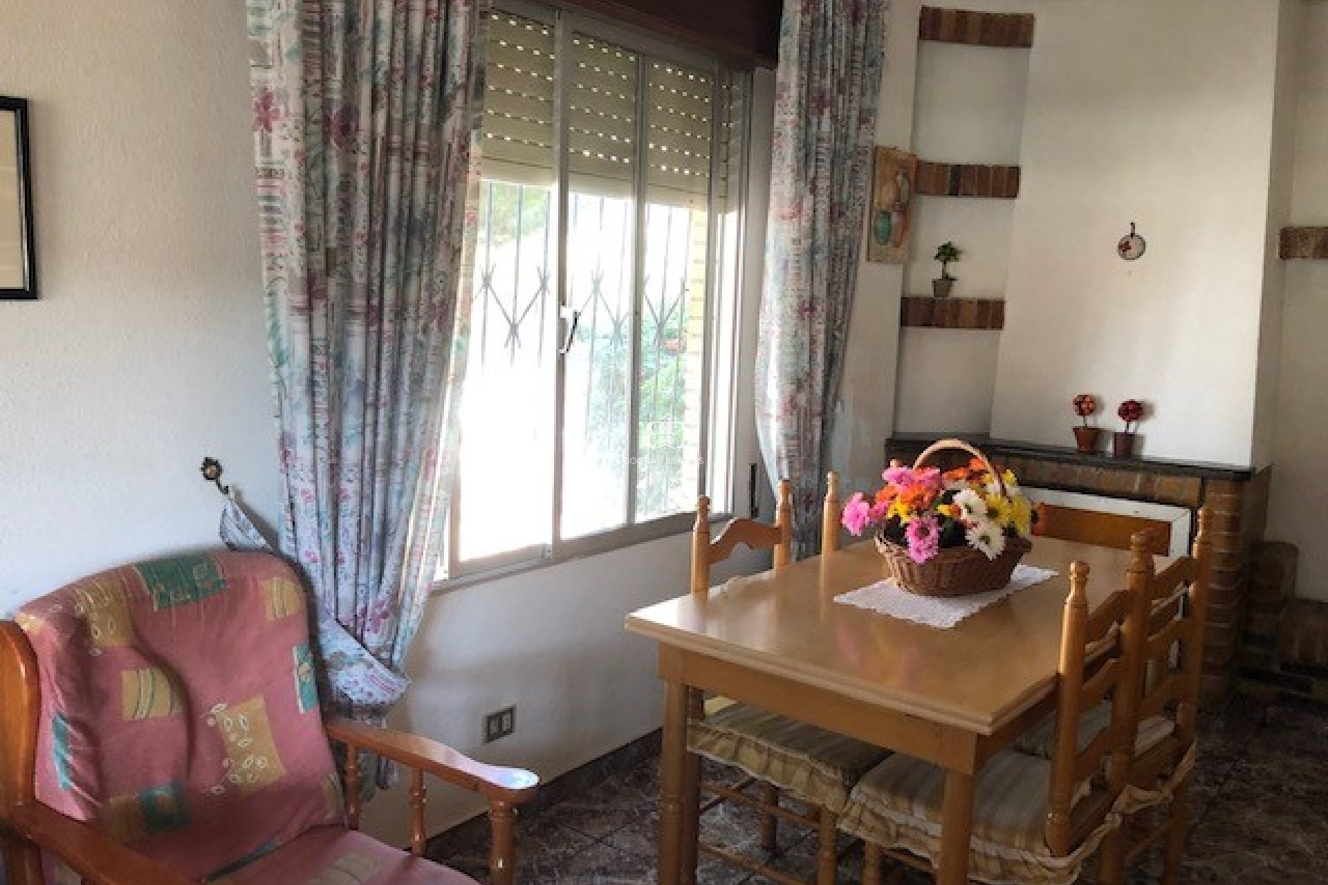 Resale - Villa -
Los Alcazares