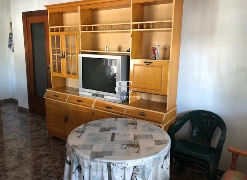 Resale - Villa -
Los Alcazares