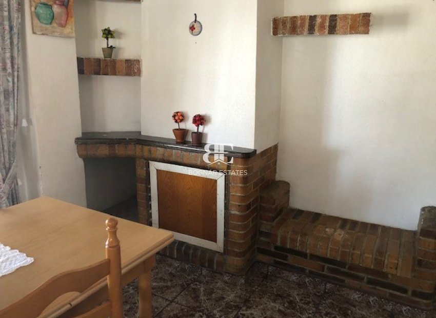 Resale - Villa -
Los Alcazares