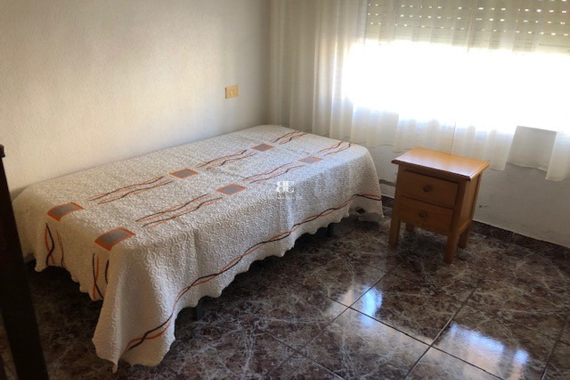 Resale - Villa -
Los Alcazares