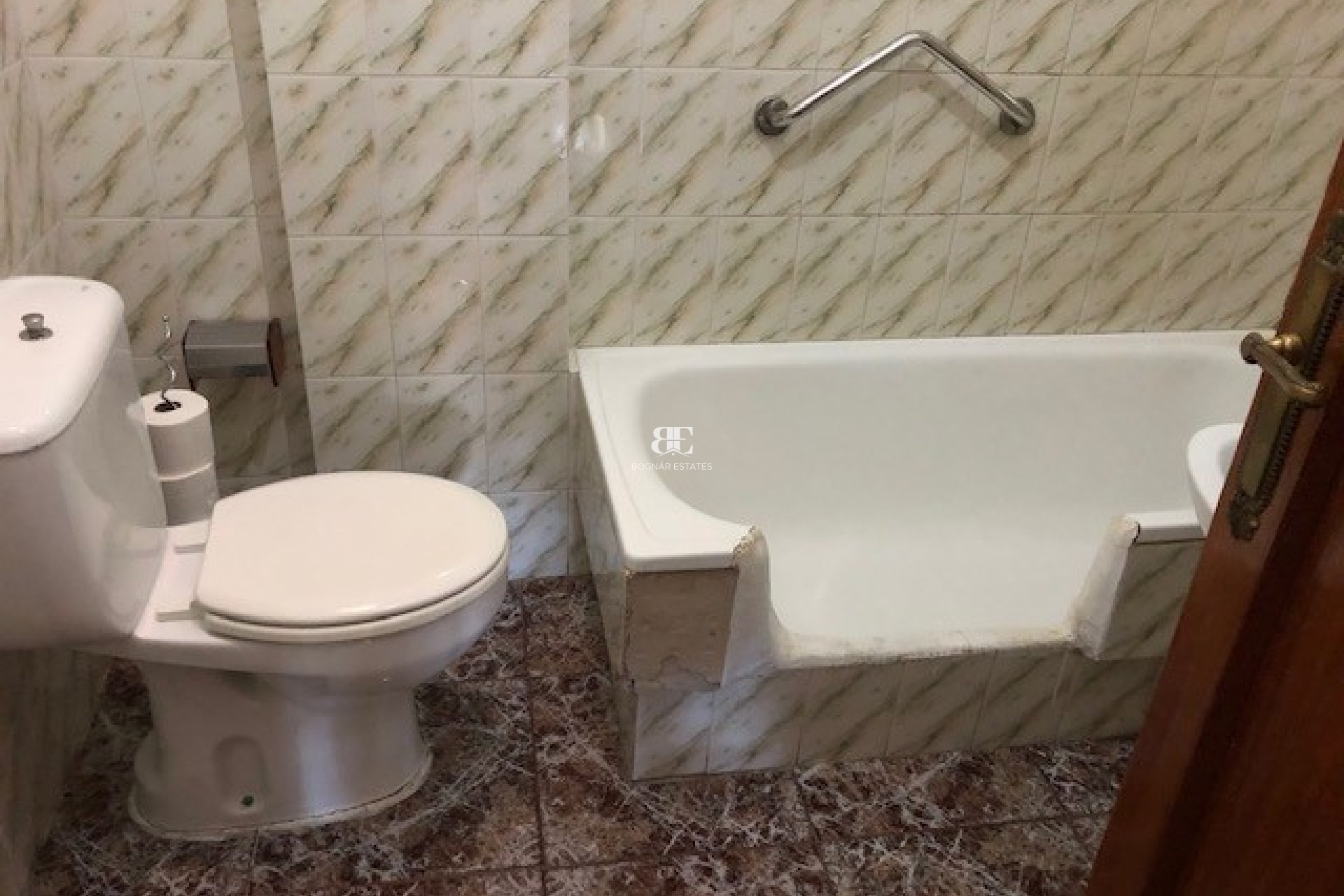 Resale - Villa -
Los Alcazares