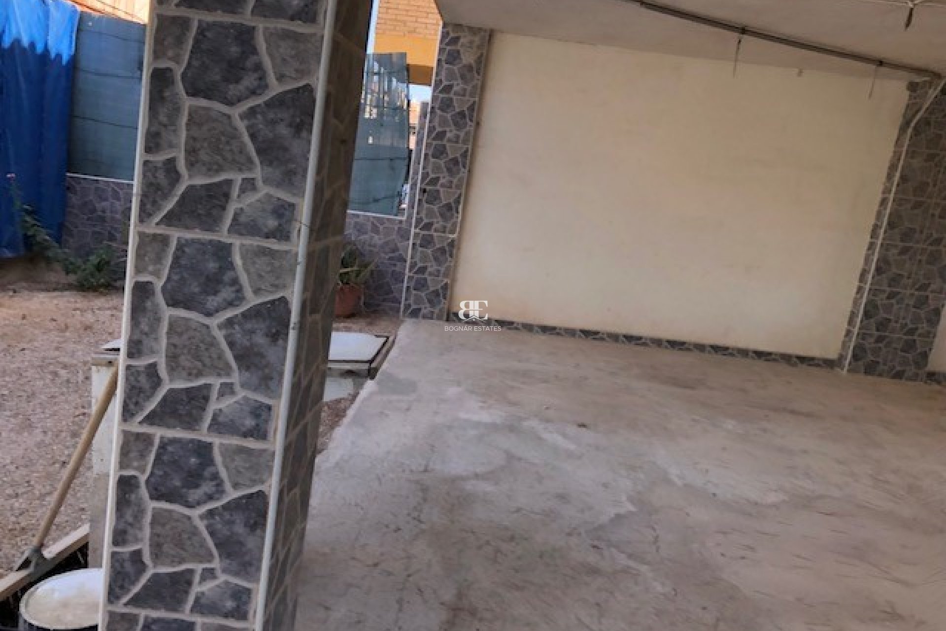 Resale - Villa -
Los Alcazares