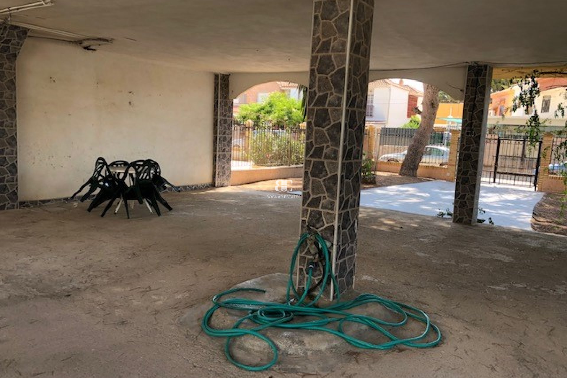 Resale - Villa -
Los Alcazares