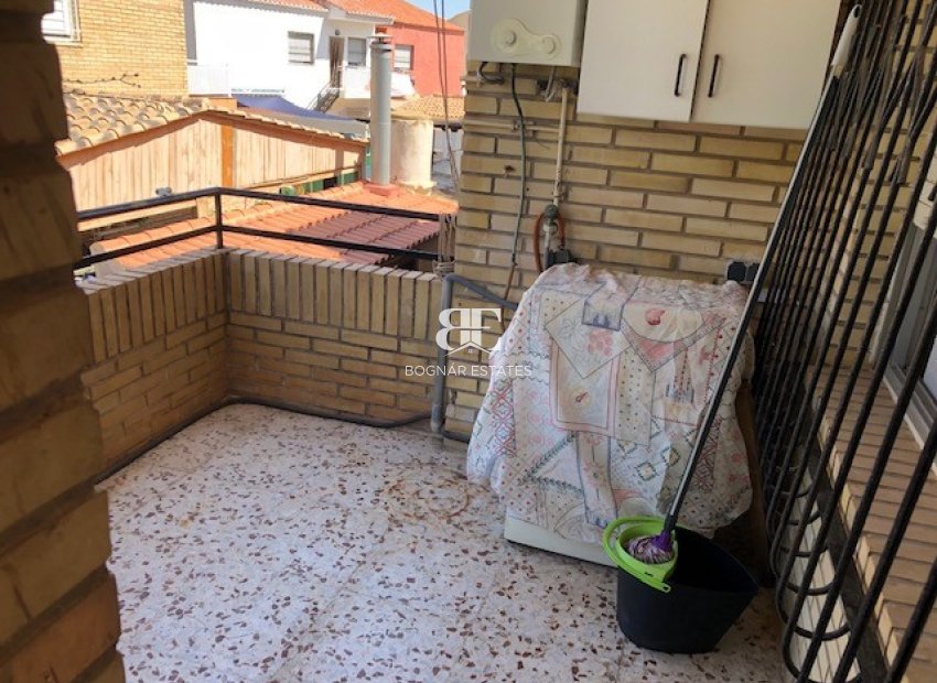 Resale - Villa -
Los Alcazares