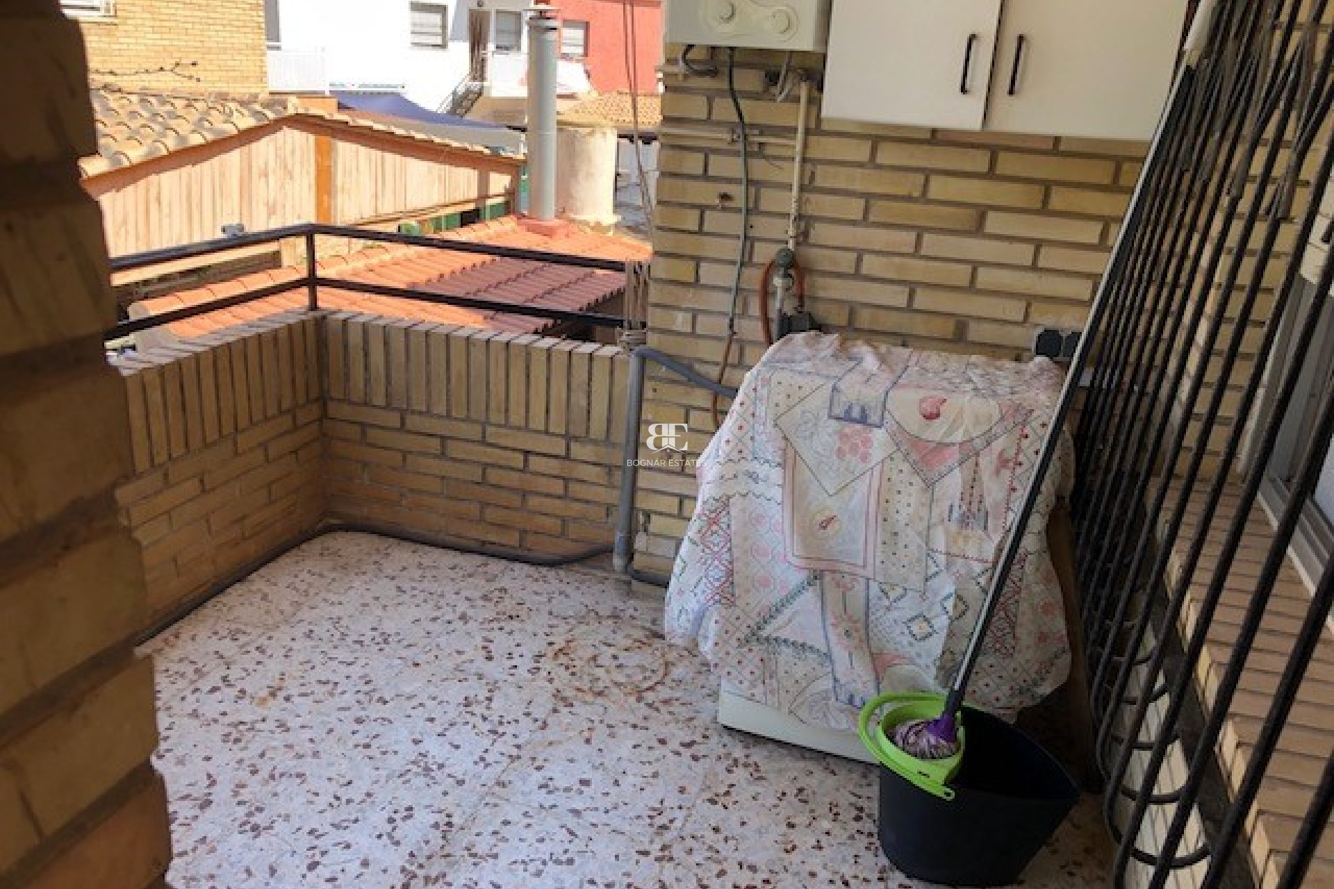 Resale - Villa -
Los Alcazares