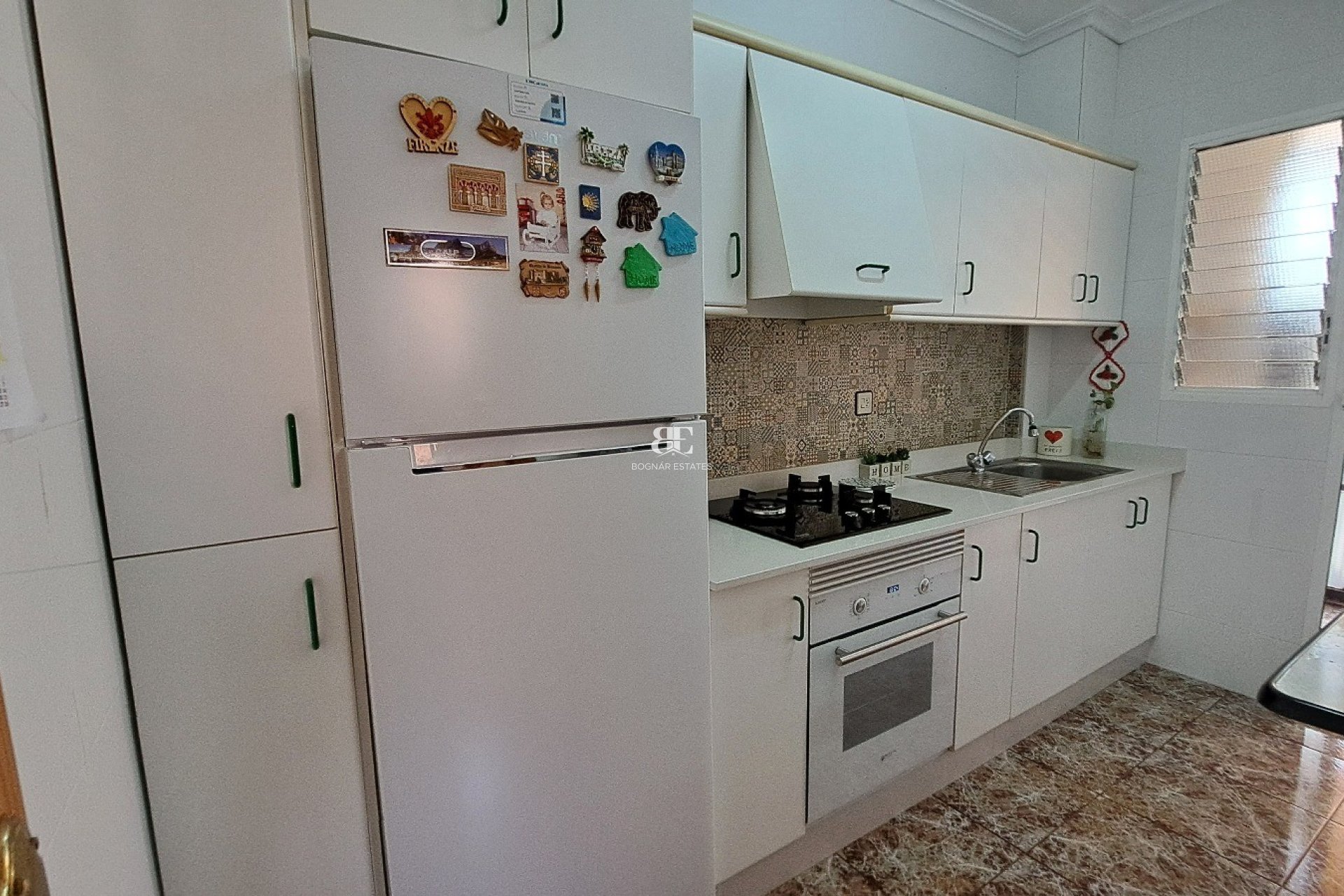 Resale - Villa -
Los Alcazares