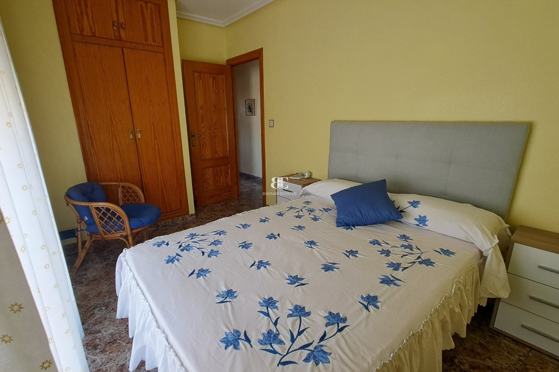 Resale - Villa -
Los Alcazares