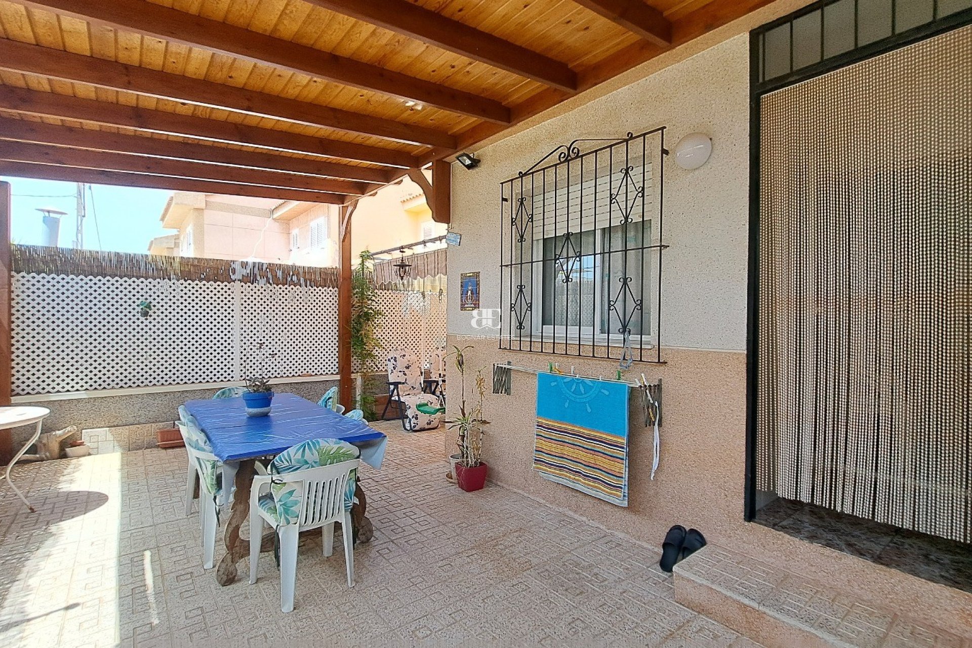 Resale - Villa -
Los Alcazares