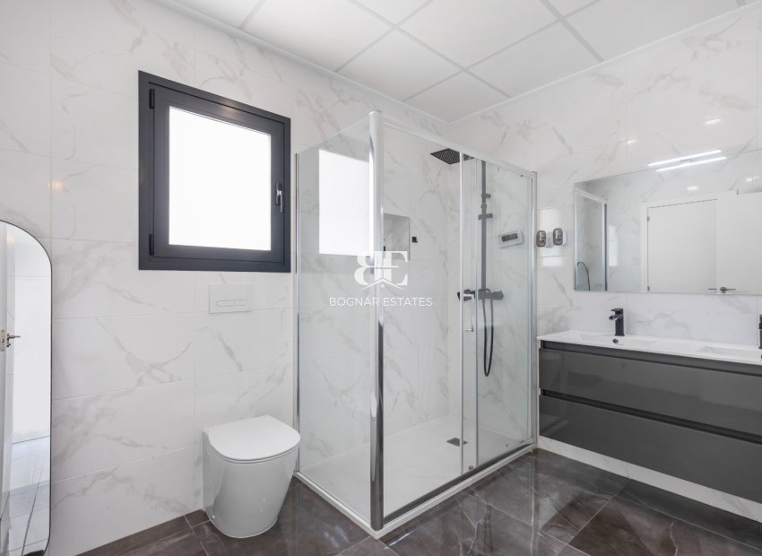 Resale - Villa -
Los Montesinos - La Herrada