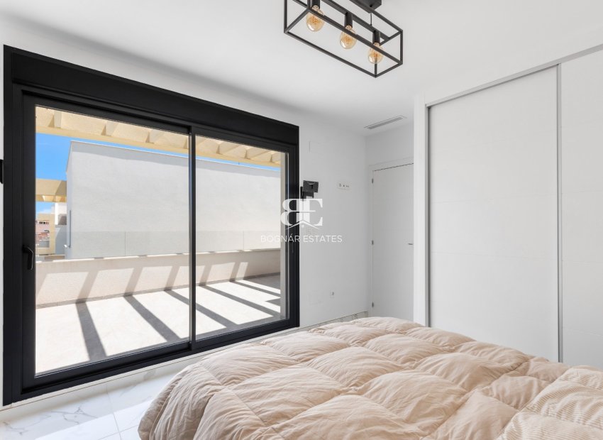 Resale - Villa -
Los Montesinos - La Herrada