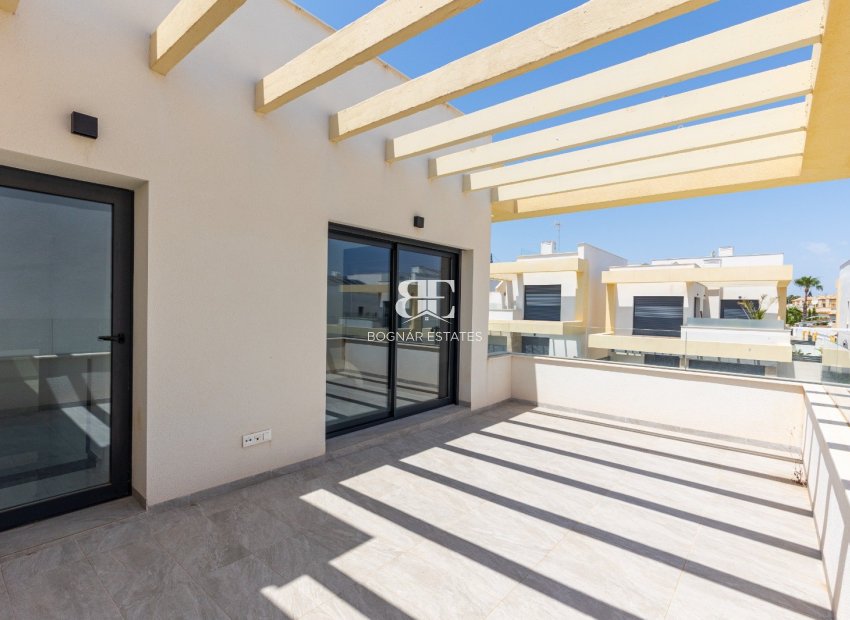 Resale - Villa -
Los Montesinos - La Herrada