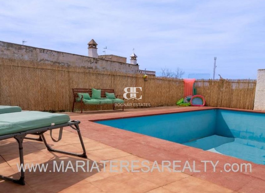 Resale - Villa -
Los Urrutias - Center