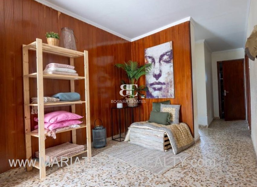 Resale - Villa -
Los Urrutias - Center
