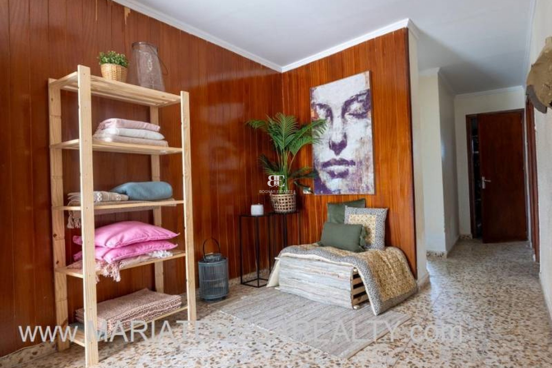 Resale - Villa -
Los Urrutias - Center