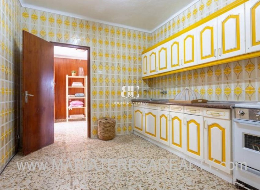 Resale - Villa -
Los Urrutias - Center