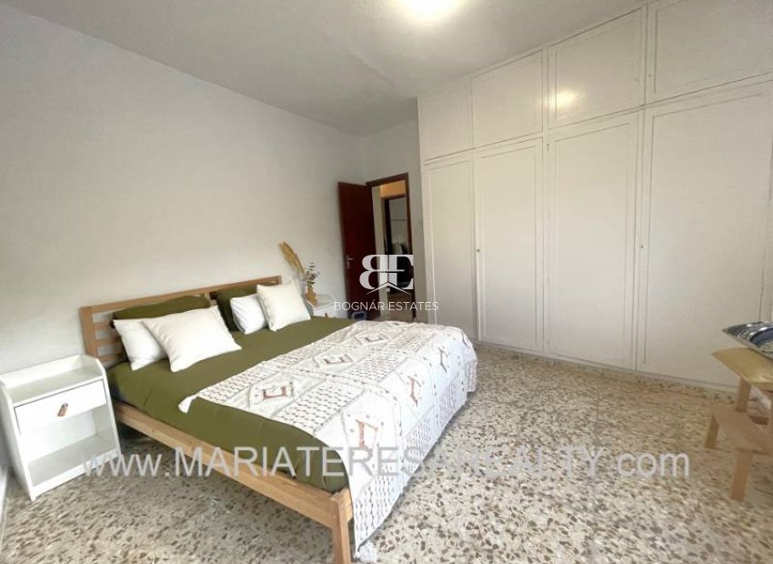Resale - Villa -
Los Urrutias - Center