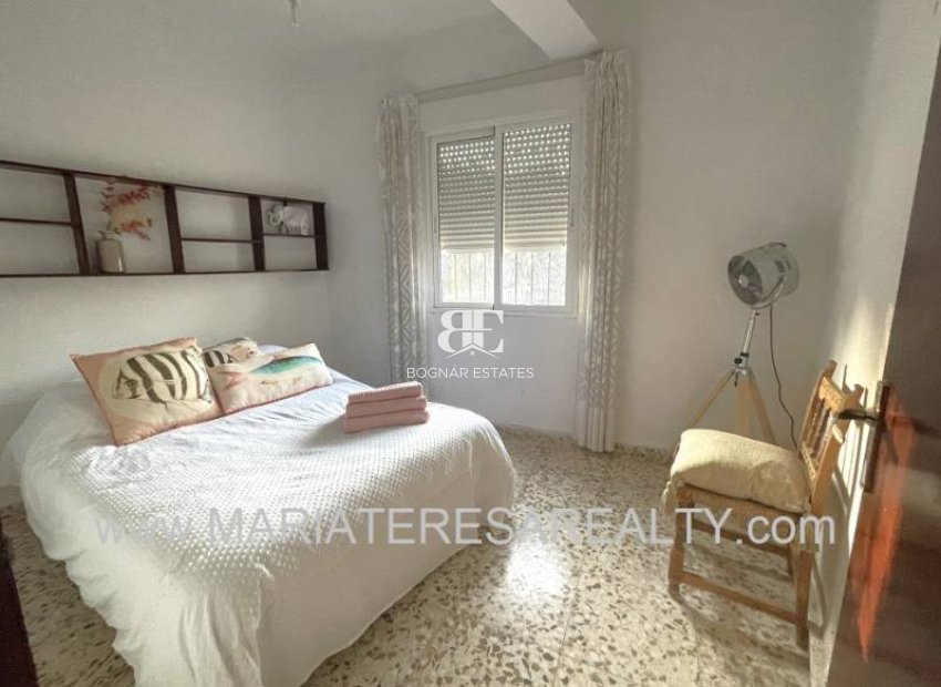 Resale - Villa -
Los Urrutias - Center