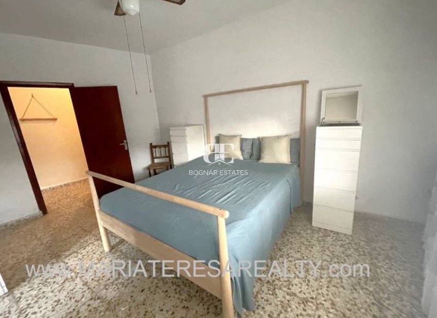 Resale - Villa -
Los Urrutias - Center