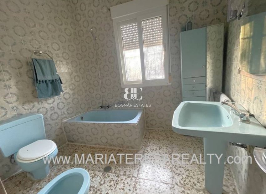 Resale - Villa -
Los Urrutias - Center