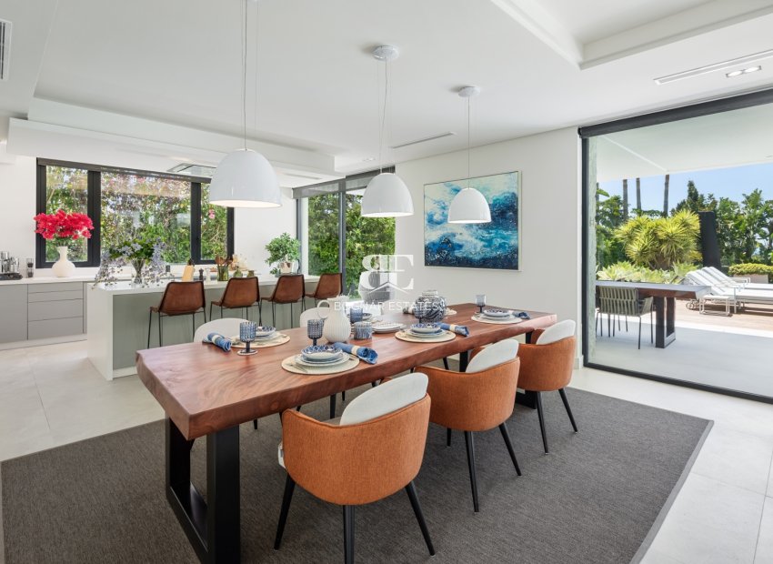 Resale - Villa -
Marbella - East Marbella