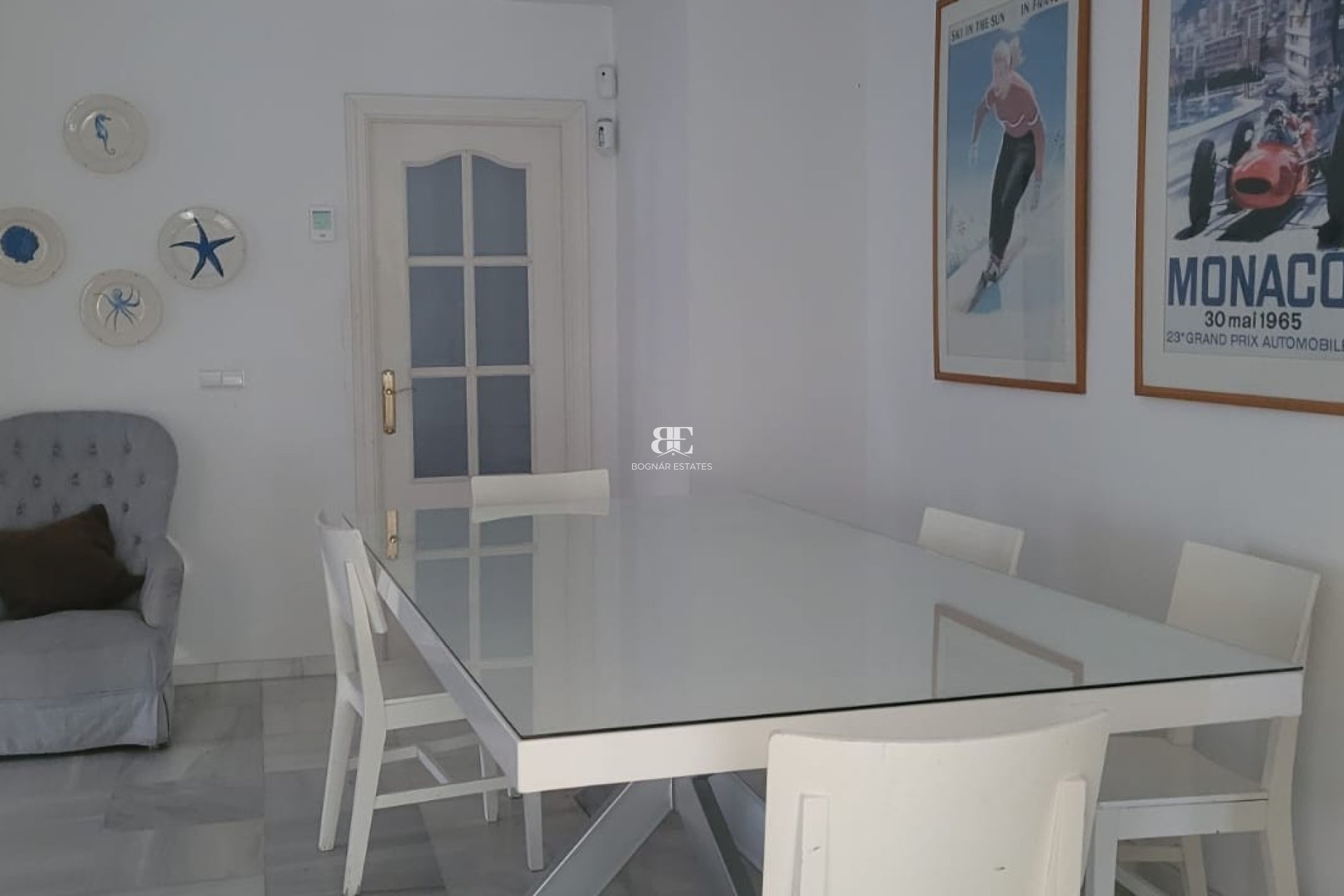 Resale - Villa -
Marbella - Las Chapas