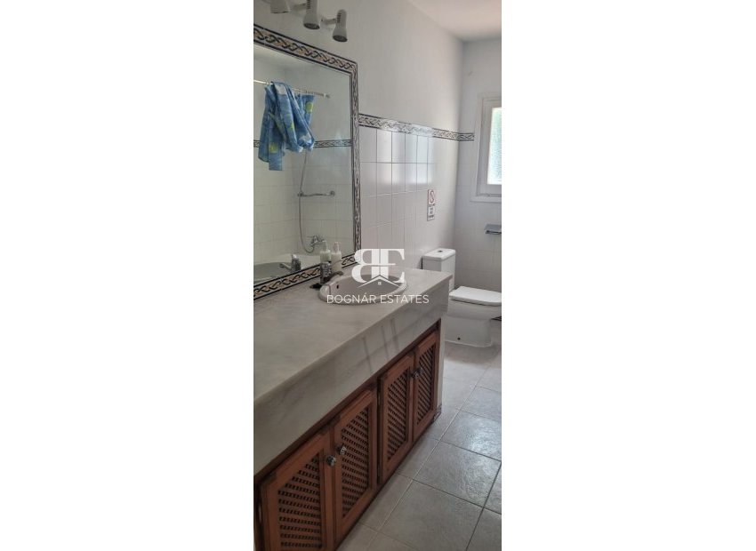 Resale - Villa -
Marbella - Las Chapas