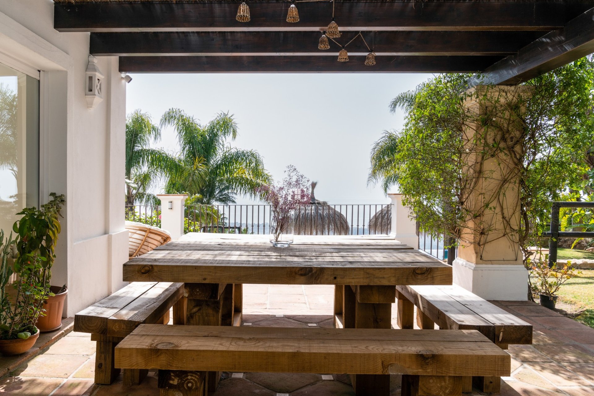 Resale - Villa -
Marbella - Los Monteros