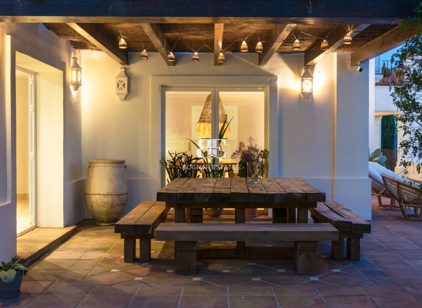 Resale - Villa -
Marbella - Los Monteros