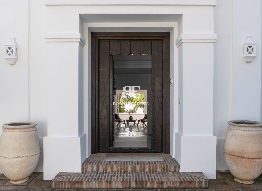 Resale - Villa -
Marbella - Los Monteros