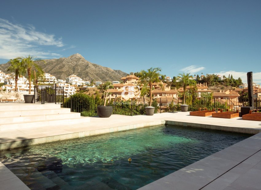 Resale - Villa -
Marbella - Los Naranjos de Marbella