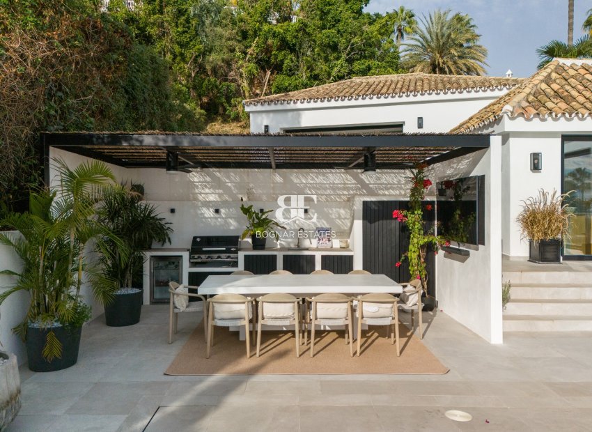 Resale - Villa -
Marbella - Los Naranjos de Marbella