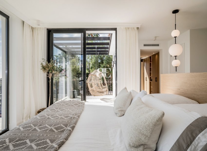 Resale - Villa -
Marbella - Los Naranjos de Marbella